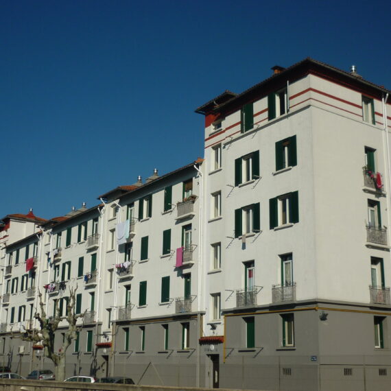 CHUTES LAVIE Habitat Marseille Provence Nos groupes